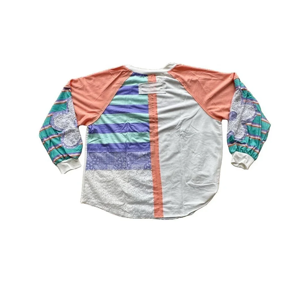 Appliqued Floral Lightweight Oversized Sweatshirt Size Large NWOT - Picture 10 of 16